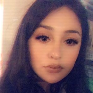 Meet your Posher, Luisa